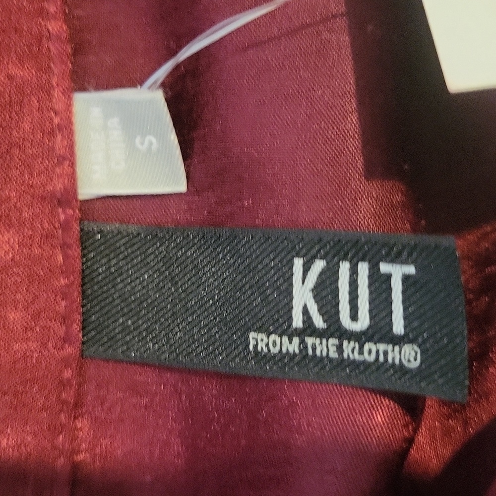 KUT From The Kloth Women's Burgundy Button-Up Top With Mock Tie Front - Picture 4 of 7